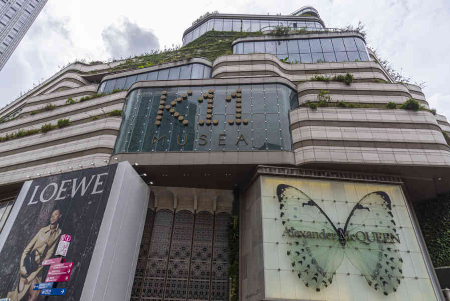 China - Hong Kong 018 - centro comercial K11 Musea